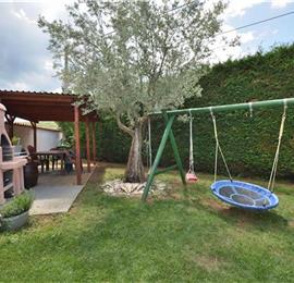 3 bedroom villa with pool near Poreč, sleeps 6